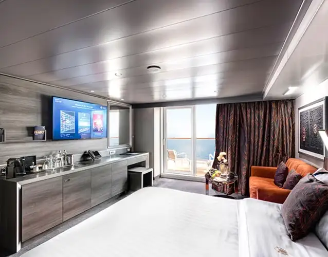 YC1 Yacht Club Deluxe Suite