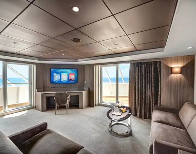 msc-crociere-msc-grandiosa-yacht_club-royal-suite.webp