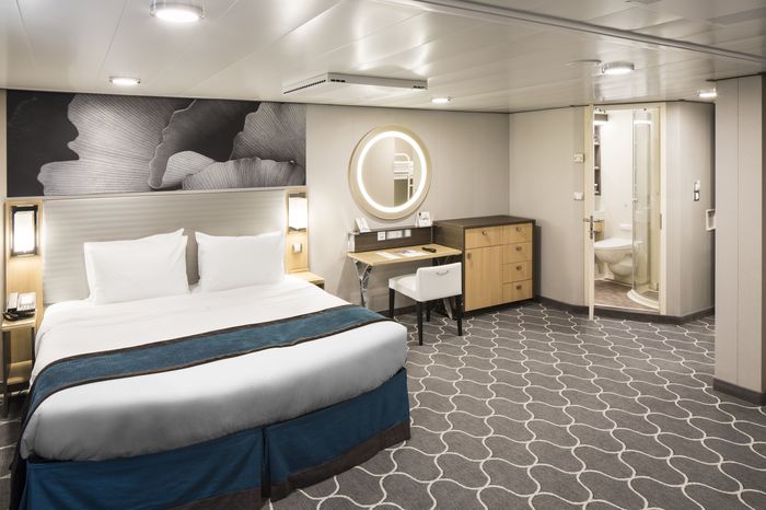 Spacious Interior royal-caribbean-symphony-of-the-seas-large-interior